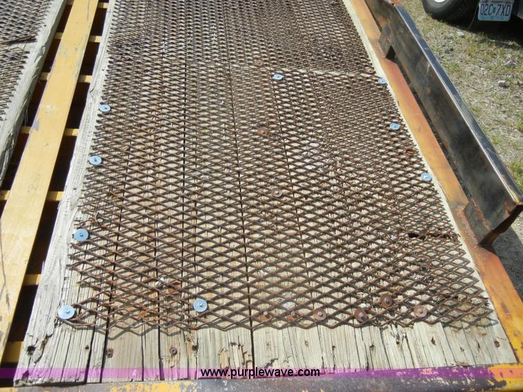 image for item C4326 Ledwell LW25RMP 25' loading ramp