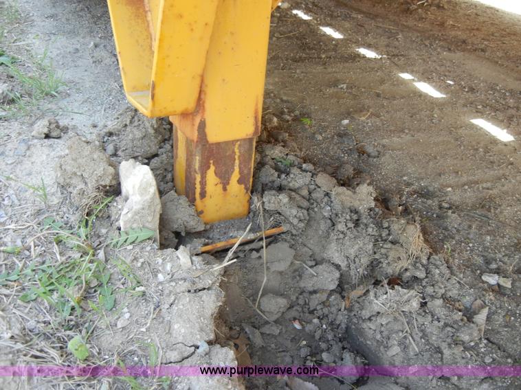 image for item C4326 Ledwell LW25RMP 25' loading ramp