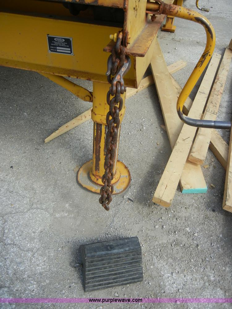 image for item C4326 Ledwell LW25RMP 25' loading ramp