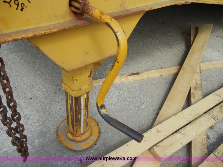 image for item C4326 Ledwell LW25RMP 25' loading ramp