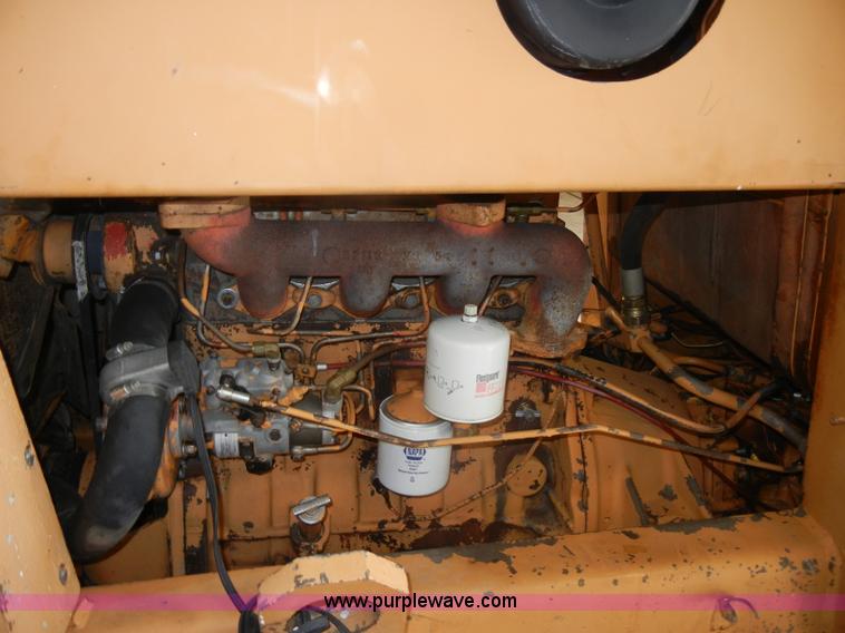 image for item C4406 Case 586C truck lift