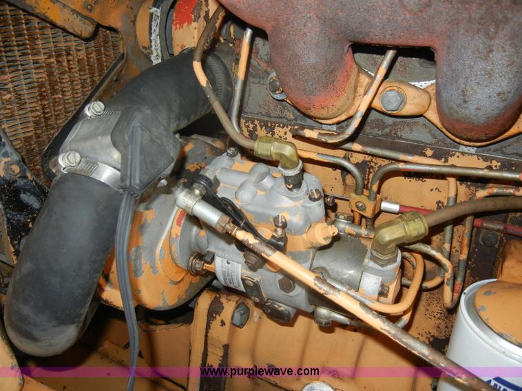 image for item C4406 Case 586C truck lift