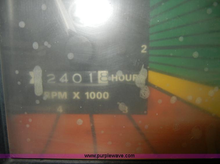 image for item C4406 Case 586C truck lift