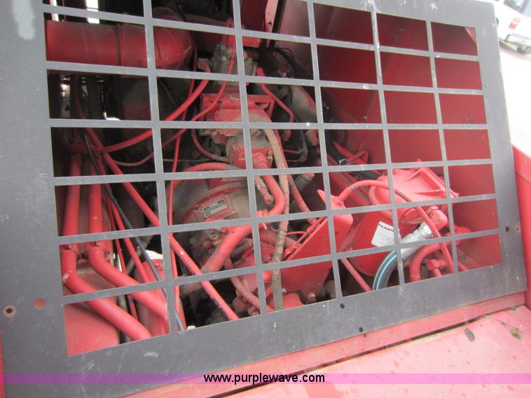 image for item C5389 1981 Fmc Link-belt HSP-8040 40 ton rough terrain crane