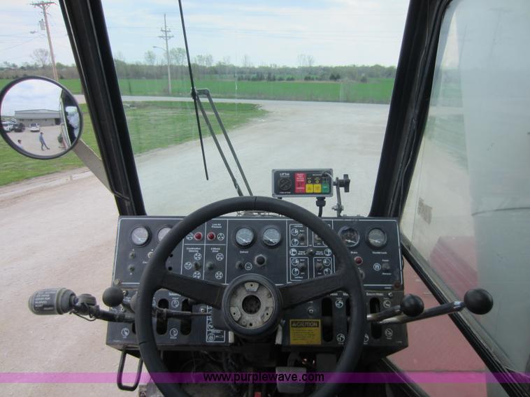 image for item C5389 1981 Fmc Link-belt HSP-8040 40 ton rough terrain crane