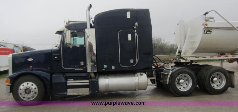 image for item C5394 1998 Peterbilt 377 semi truck