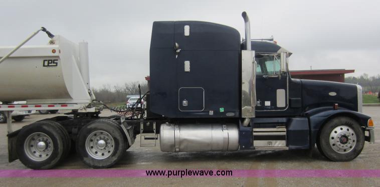 image for item C5394 1998 Peterbilt 377 semi truck
