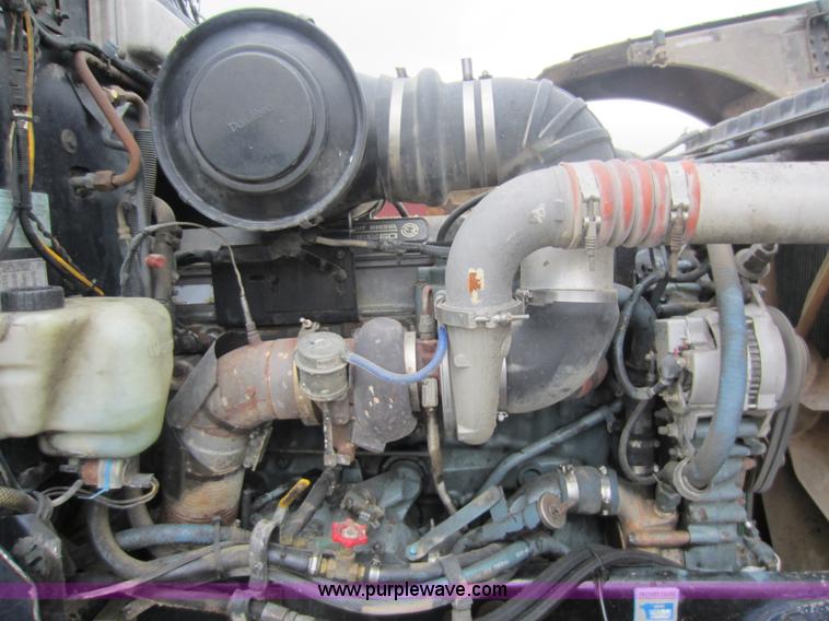 image for item C5394 1998 Peterbilt 377 semi truck