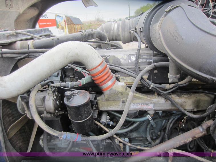 image for item C5394 1998 Peterbilt 377 semi truck