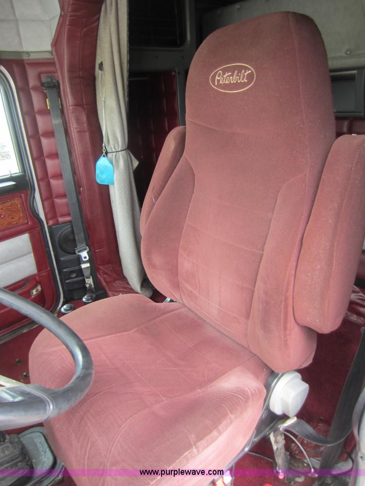 image for item C5394 1998 Peterbilt 377 semi truck