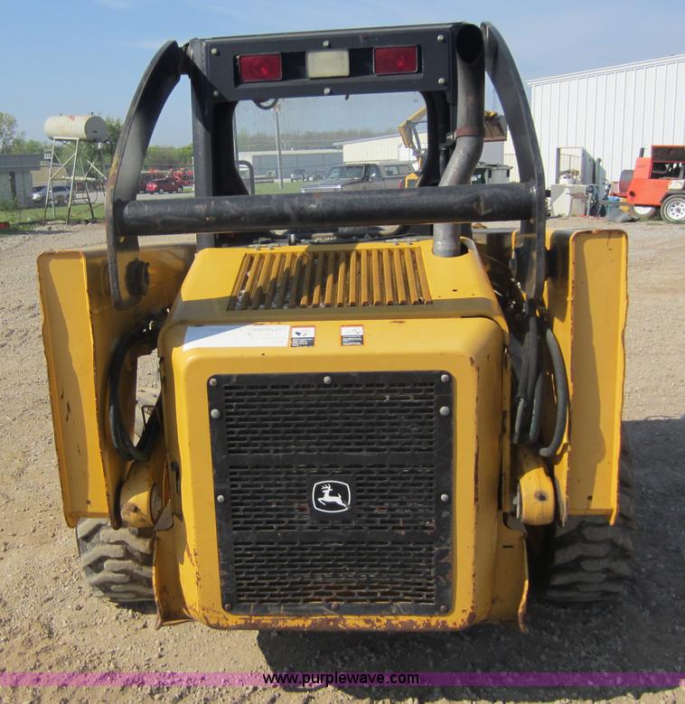 image for item C5418 2005 John Deere 320 skid steer