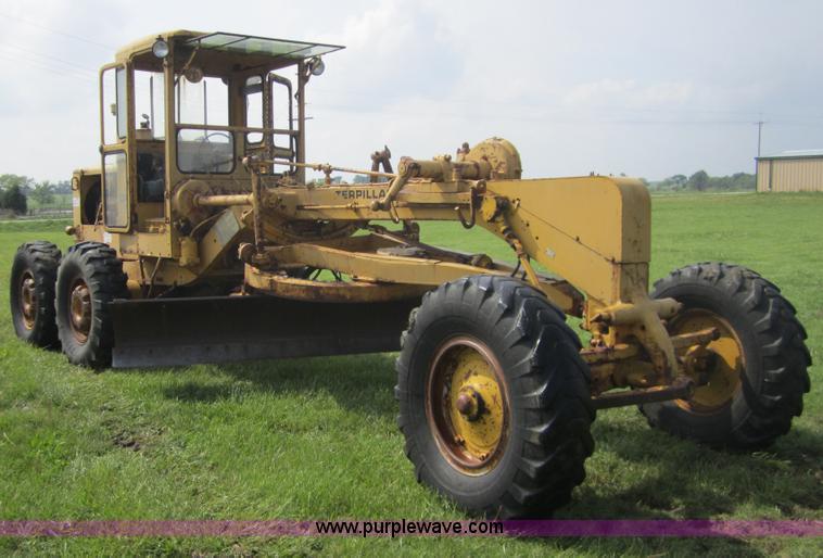 image for item C5439 1963 Caterpillar 12 motor grader