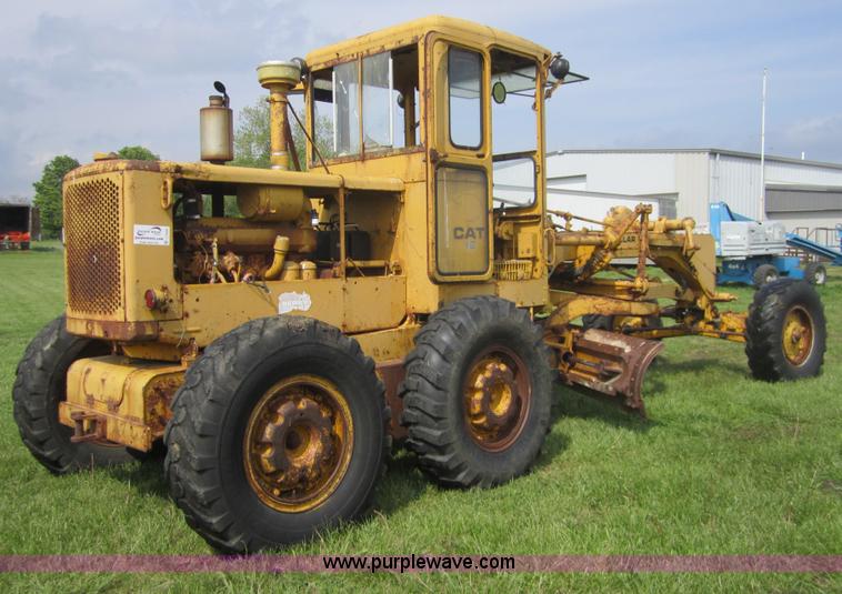 image for item C5439 1963 Caterpillar 12 motor grader