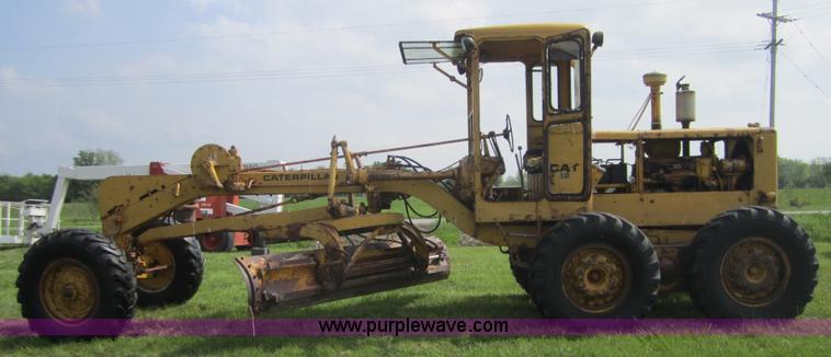 image for item C5439 1963 Caterpillar 12 motor grader