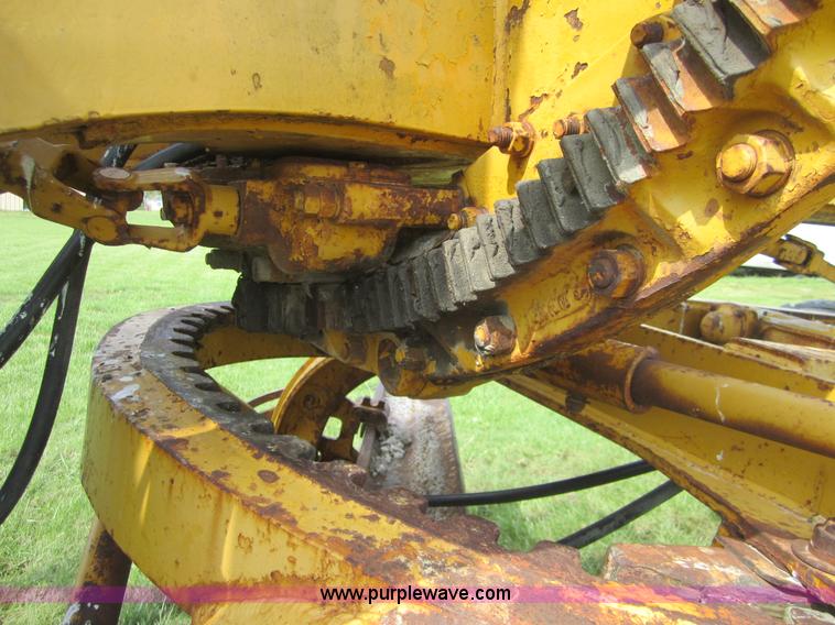 image for item C5439 1963 Caterpillar 12 motor grader