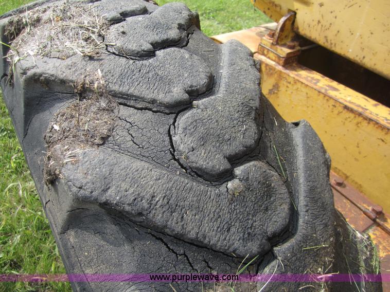 image for item C5439 1963 Caterpillar 12 motor grader