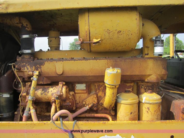 image for item C5439 1963 Caterpillar 12 motor grader