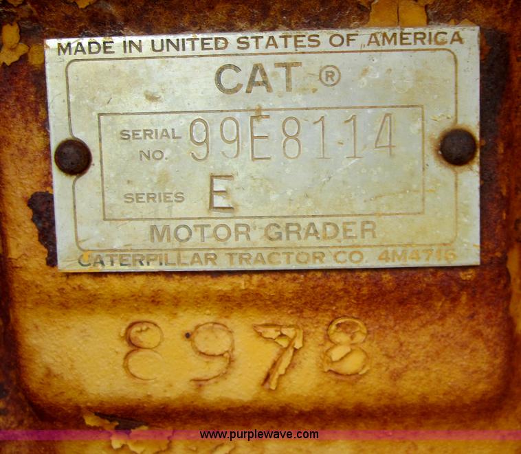 image for item C5439 1963 Caterpillar 12 motor grader