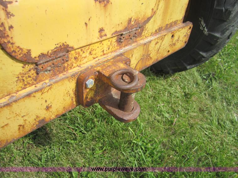 image for item C5439 1963 Caterpillar 12 motor grader