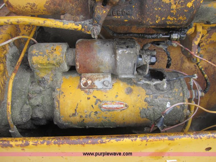 image for item C5439 1963 Caterpillar 12 motor grader