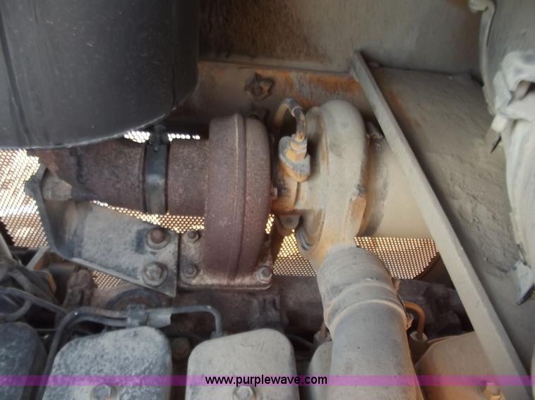 image for item D3735 2002 Case 850H LT dozer