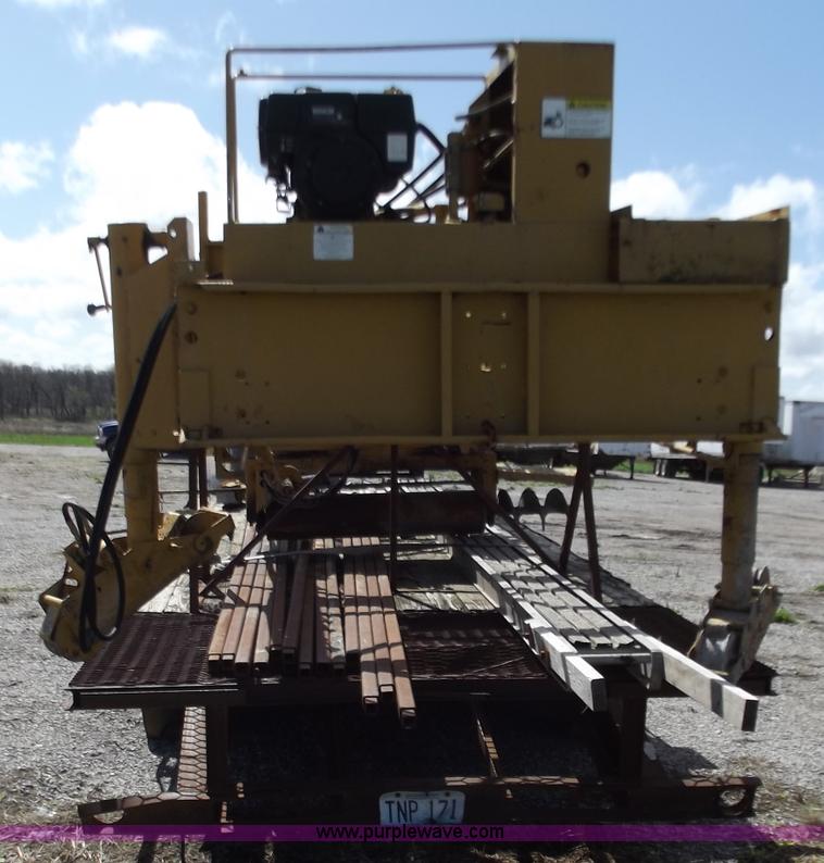 image for item D3737 Gomaco C450 bridge deck concrete finisher