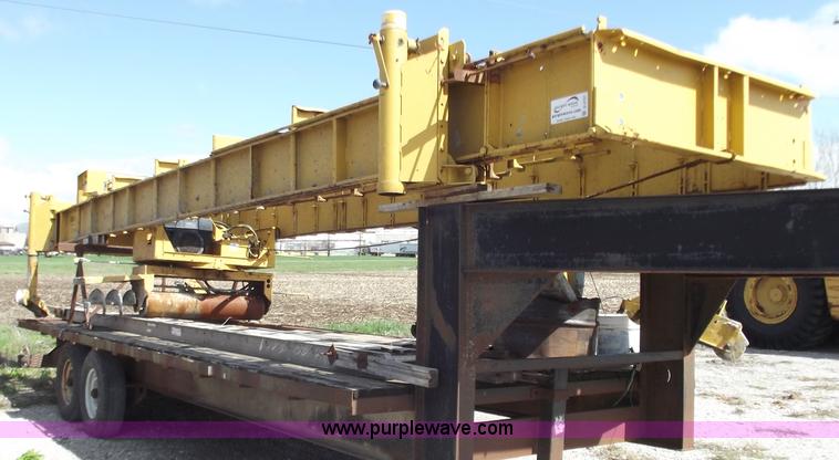 image for item D3737 Gomaco C450 bridge deck concrete finisher