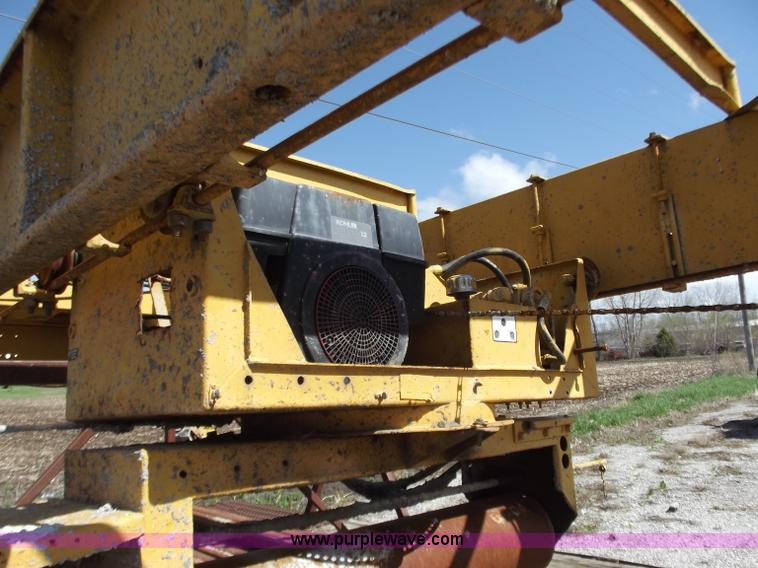 image for item D3737 Gomaco C450 bridge deck concrete finisher