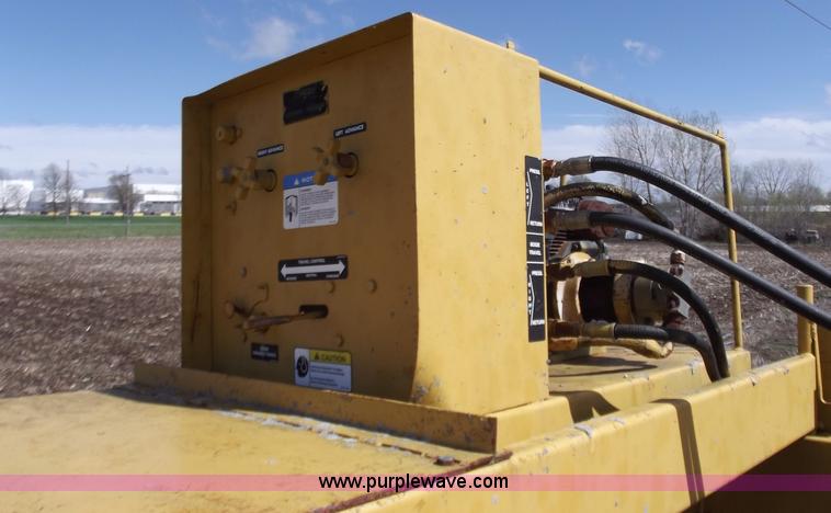 image for item D3737 Gomaco C450 bridge deck concrete finisher