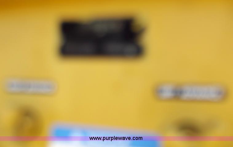 image for item D3737 Gomaco C450 bridge deck concrete finisher