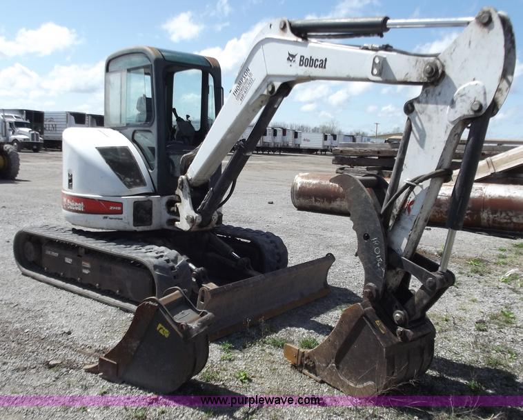 image for item D3738 2006 Bobcat 435 FastTrack compact excavator
