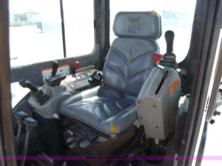 image for item D3738 2006 Bobcat 435 FastTrack compact excavator