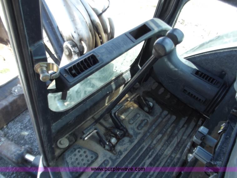 image for item D3738 2006 Bobcat 435 FastTrack compact excavator