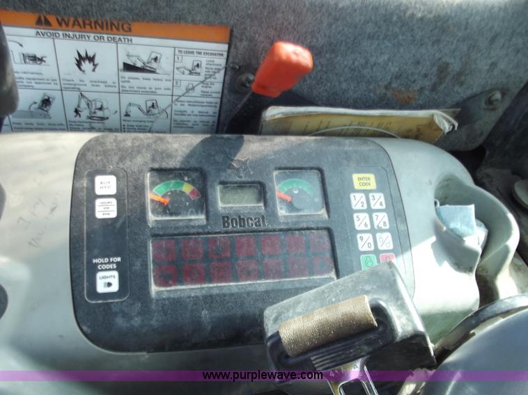 image for item D3738 2006 Bobcat 435 FastTrack compact excavator