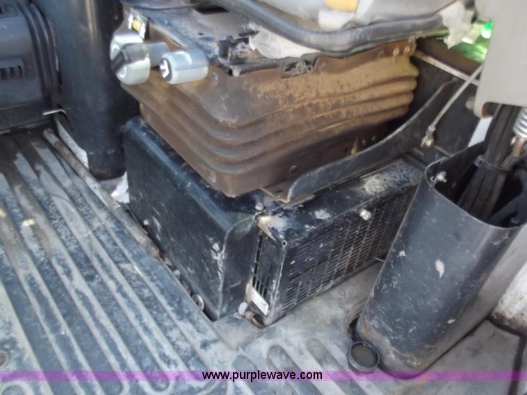 image for item D3738 2006 Bobcat 435 FastTrack compact excavator