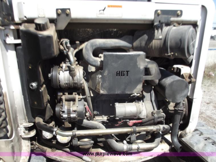 image for item D3738 2006 Bobcat 435 FastTrack compact excavator