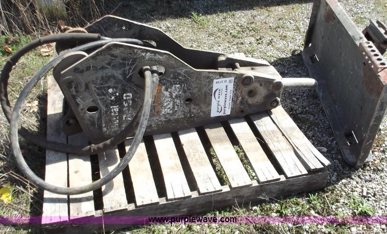 image for item D3739 Bobcat B950 breaker