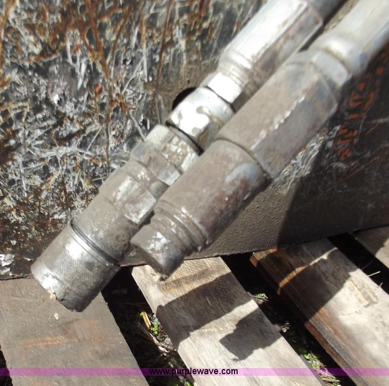 image for item D3739 Bobcat B950 breaker