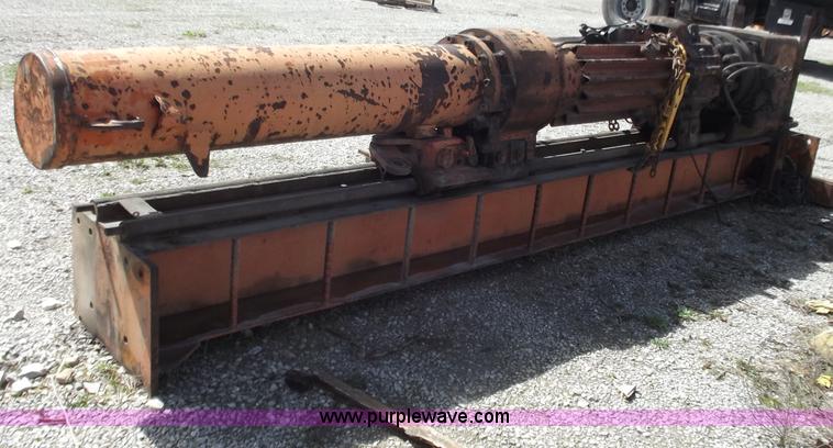 image for item D3740 Del-Mag D12 pile hammer