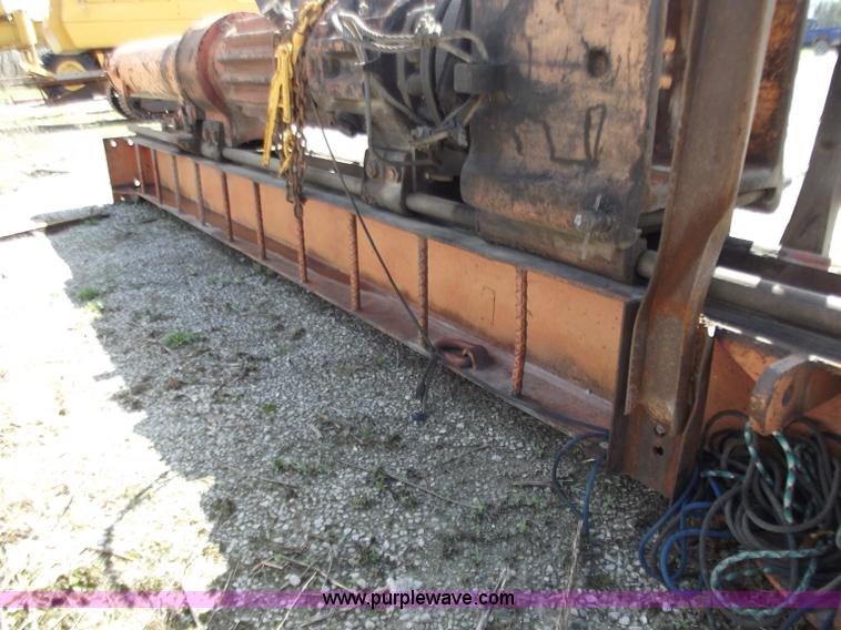 image for item D3740 Del-Mag D12 pile hammer