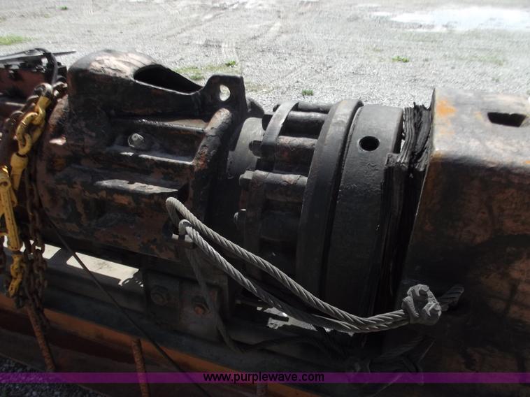 image for item D3740 Del-Mag D12 pile hammer