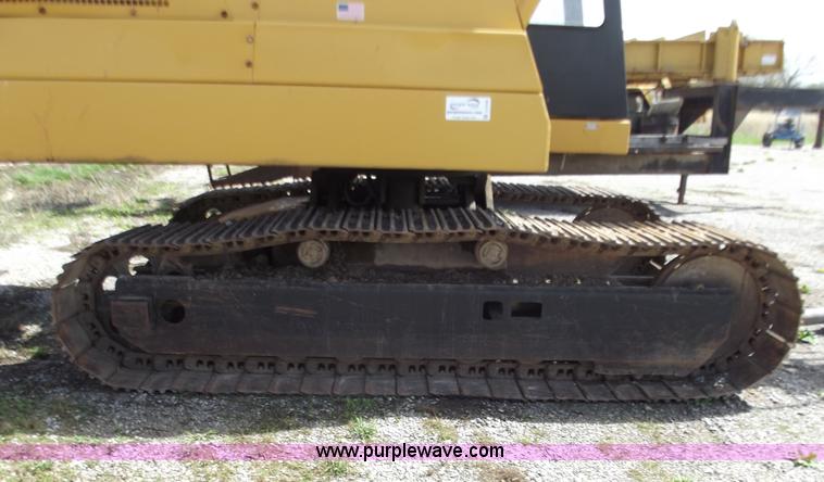 image for item D3742 1988 Case 880C excavator with tilt option