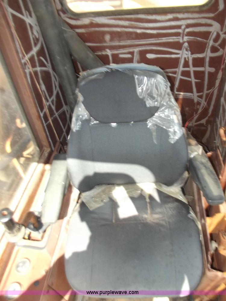 image for item D3742 1988 Case 880C excavator with tilt option