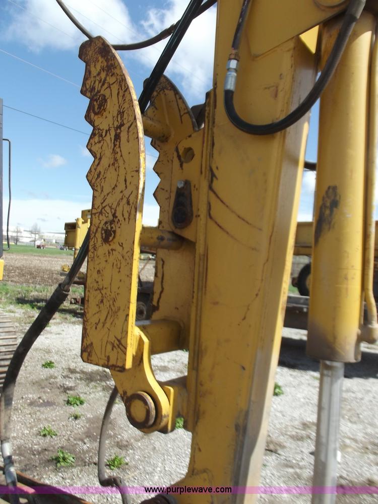 image for item D3742 1988 Case 880C excavator with tilt option