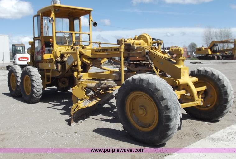 image for item D3747 1970 Caterpillar 112F motor grader