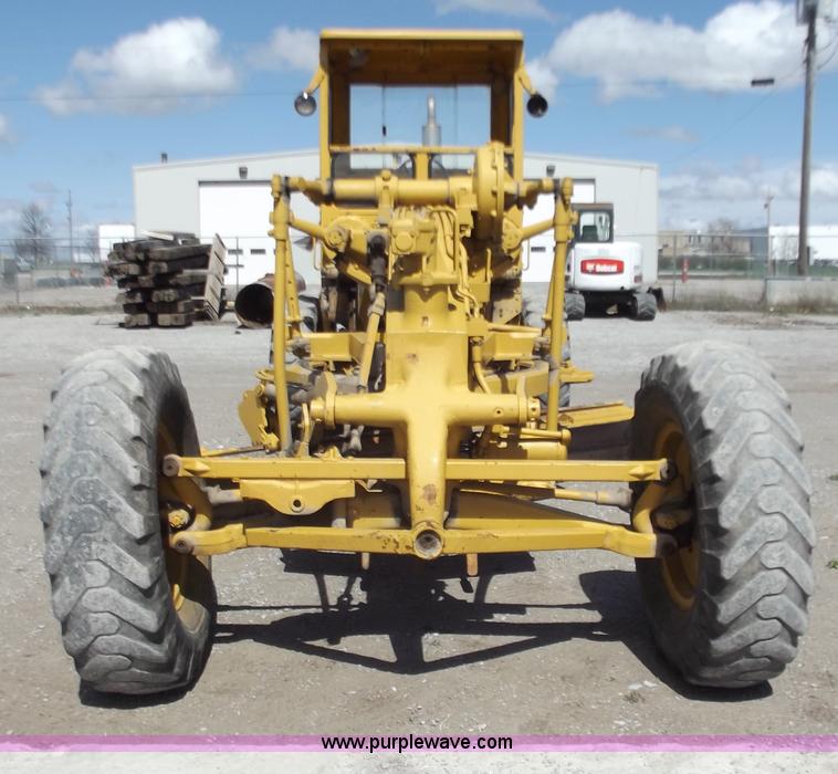 image for item D3747 1970 Caterpillar 112F motor grader