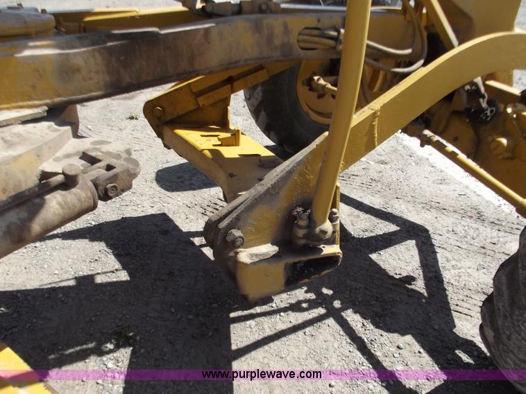 image for item D3747 1970 Caterpillar 112F motor grader