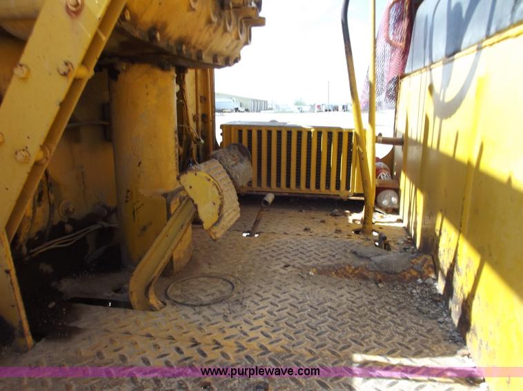 image for item D3747 1970 Caterpillar 112F motor grader