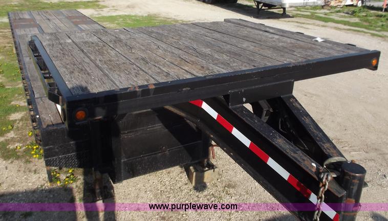 image for item D3849 2006 Rolls Rite 30KHD 42' gooseneck trailer