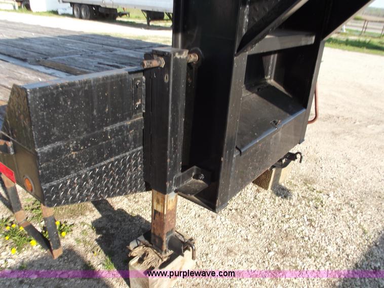 image for item D3849 2006 Rolls Rite 30KHD 42' gooseneck trailer